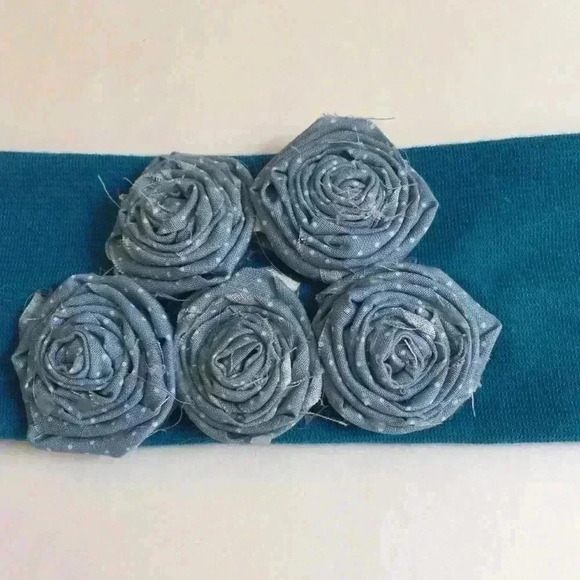 Handmade Headband with blue flowers. - Picture 2 of 3